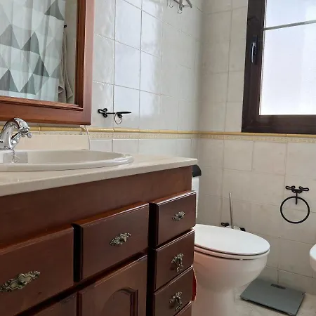 Apartamento La Calahorra Con Parking Gratuito * Cordoba