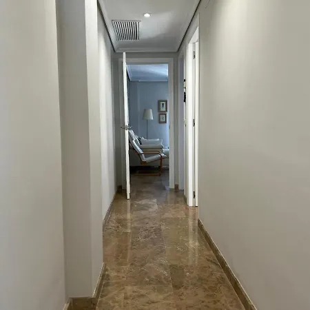 Apartamento La Calahorra Con Parking Gratuito Apartment Cordoba