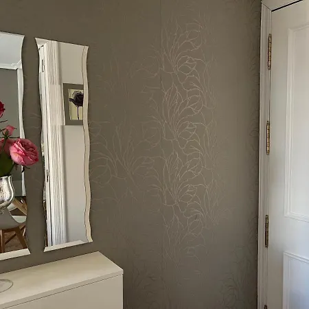 Apartamento La Calahorra Con Parking Gratuito * Cordoba